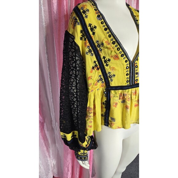 Free People Yellow Black Lace Floral Sequin Textured Bohemian Top Size Medium - Picture 7 of 15